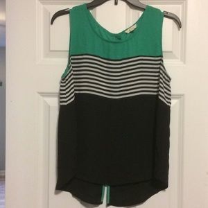 E M Medium Tank Button down the Back